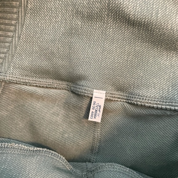 Aerie High Waisted Green moto legging - Picture 2 of 3